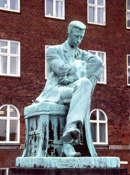Finsen staty