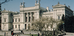 Magnoliorna framför Lunds Universitet