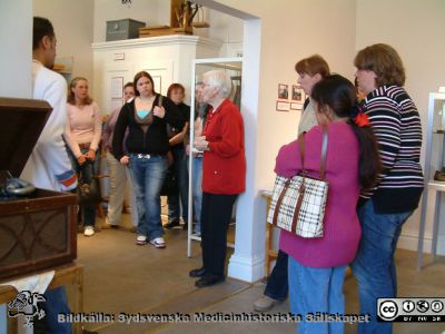 Utställning om Vipeholms sjukhus i Lund
Medicinhistoriska museet på St Lars i Lund. Foto 2006. Utställningen om Vipeholm sjukhus i Lund. En museivärd berättar.
Nyckelord: 2006; Medicinhistoriskt; Museum; St Lars; Lund; Vipeholm; Sjukhus; Museivärd; Utställning