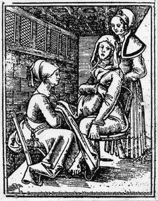 Titelblad till Röslins "Kvinnornas Rosengård" från 1513
Fotografi monterat på tjock kartong. Gynekologi. MS-8.661"
Nyckelord: Obstetrik;Gynekologi;Kvinnor;Rosengård;Röslin;1513;Foto;Monterat