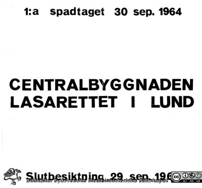 Försättsbladet till ett fotoalbum tillägnat chefläkaren Olle Olsson 1967
Från ett album gjort av byggfirman SIAB från bygget av C-blocket i Lund 1964 - 1967. Det är tillägnat professor Olle Olsson, en av de starkaste cheferna på sjukhuset vid denna tid, och förvaras på hans gamla klinik / avdelning.
Nyckelord: Lasarettet;Lund;Universitet;Universitetssjukhus;Blocket;Centralbyggnaden;C-blocket;Bygge.