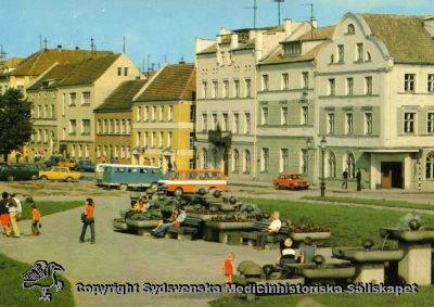 Medcinhistoriska museet i baltisk stat, troligen i Klaipeda
Medicinhistoriskt museum i Europa. Vykort med sovjetiskt frimärke ("CCCP") 1982. Tryck: Lietuvos TSR. Klaipeda. Senamiestis.
Nyckelord: Medicinhistoriskt;Museum;Vykort;Klaipeda;Europa;Tryck;Rastrerat;Senamiestis;Kapsel 07