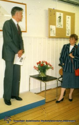 Medicinhistoriska museet i Lund. Invigning 1987.
Medicinhistoriska samlingar i Lund 1987 - 92. Invigning  24/4 1987. Prof. Håkan Westling på podiet.
Nyckelord: Medicinhistoriskt;Museum;Invigning;Håkan;Westling;Kapsel 07;Foto;Omonterat;1987