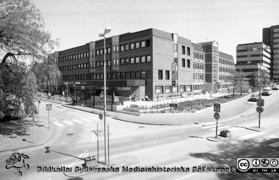 Patienthotellet från sydväst
Sjukhusfotograferna i Lund. Pärm Sv/v neg. 1989. 29. Från negativ.
