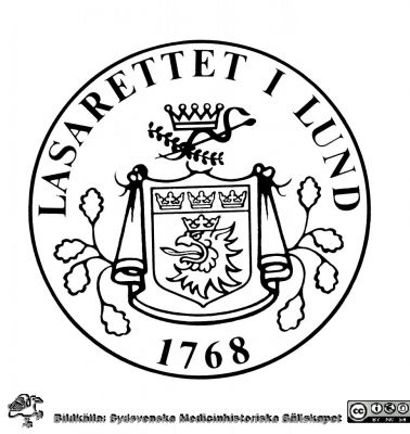 Sigill för Lasarettet i Lund
Första pärmbild på Flaum (1968): Lasarettet i Lund 1768 - 1968. En historik utarbetad på uppdrag av Malmöhus Läns Landsting till Lasarettets tvåhundraårsjubileum av Prof. Alfred Flaum
Nyckelord: Kapsel 17;Sigill;Lasarettet;Lund;Logotyp