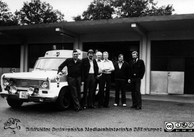 Ambulansstationen Hörby
Kapsel 23. Omärkt bild. Originalfoto. Ej monterat. I kuvert märkt "Ambulansstationen Hörby. 75-82. 83-85 Bernt Isacsson. 324-327 Ulf Lindström". Foto under 1900-talets sista fjärdedel.
Nyckelord: Kapsel 23;Hörby;Ambulans;Station;Ambulansstation