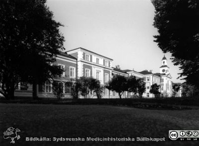 Medicinhistoriska Museet i St Larsparken i Lund
Kapsel 30. Vy från sydost. Originalfoto nära millennieskiftet 2000. Ej monterat
Nyckelord: Kapsel 30;Museum;St Lars;Lund