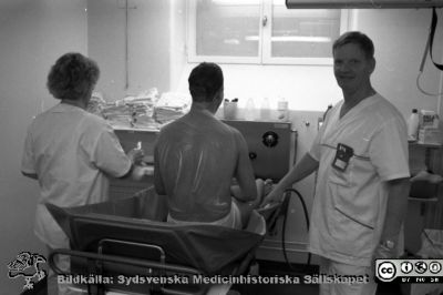 Malmö Allmänna Sjukhus 1992. Patientbadet
Album MAS 1992 i fotograf Björn Henrikssons samling. Badet, PULS. Från negativ
Nyckelord: UMAS;MAS;Malmö_;Allmänna;Sjukhus;Bad