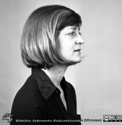 Anita Bylander
Pärm negativ MAS 1972-1977. Från fotograf Björn Henrikssons samling. Plastik kir, läkare, 77.10. Anita Bylander, senare Bylander-Groth. Från negativ
Nyckelord: UMAS;MAS;Malmö;Allmänna;Sjukhus;Plastik-kirurgi