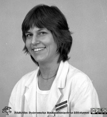Ulla Fryksmark
Pärm äldre negativ 1978-1981. Från fotograf Björn Henrikssons samling.	Öron klin, läkare, 78. 11. Ulla Fryksmark.  Från negativ
Nyckelord: UMAS;MAS;Malmö;Allmänna;Sjukhus;Öron;ÖNH;Oto-rhino-laryngologi