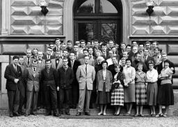 Filnamn=SMHS5399_000_01Copp.jpg
Filstorlek=160KiB
Dimensioner=1024x731
Uppladdade datum=31 Maj 2013 SMHS5399_000_01Copp.jpg