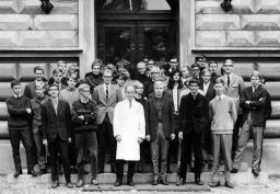 Filnamn=SMHS5447_000_01Copp.jpg
Filstorlek=130KiB
Dimensioner=1024x711
Uppladdade datum=31 Maj 2013 SMHS5447_000_01Copp.jpg
