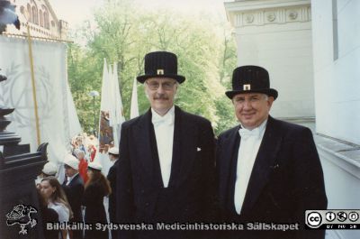 Professor Lennart Råstam t.v. och nyblivne hedersdoktorn prof. Russel Luepker
Professor Lennart Råstam t.v. och nyblivne hedersdoktorn prof. Russel Luepker (samhällsmedicinare, Minnesota) c:a 2000. Bildkälla prof Sven-Olof Isacsson, Malmö.
Nyckelord: Malm;Allmänna;Sjukhus;Universitetssjukhus;Hedersdoktor;Promotion
