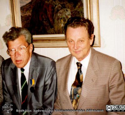 Professor Sven Erik Bergentz och docent Jan Kugelberg 
Professor Sven Erik Bergentz och docent Jan Kugelberg  på en eftersits på Locus Medicus i Lund i slutet på 1990-talet. Foto Frank Wollheim.
Nyckelord: Sammanträde;Lund