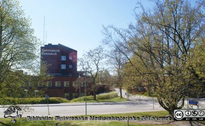 E-huset (elektroteknik) vid Lunds Tekniska Högskola en soligvårdag 2020-04-26.
Foto Berndt Ehinger
Nyckelord: Lunds Tekniska Högskola;Lunds universitet;Knoppningstid;Vårsol