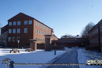 Fysicum, Lunds universitet.
 Institutioner för fysik, matematik, förbränningsteknik mm. Foto i februari 2021, Berndt Ehinger
Nyckelord: Institution;Lunds universitet;Fysik;Matematik;LundsTekniska Högskola;LTH;Förbränningsteknik