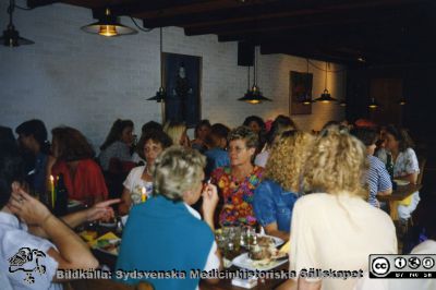 Ortopediska kliniken i Lund 1992 Studebesök på Djursjukhuset i Helsingborg med fortsatt besök på Dyrehavsbacken nära Köpenhamn.
Från ortoped klin album 01, Lund. Fotograf Berit Jakobsson. 1992 Studebesök på Djursjukhuset i Helsingborg med fortsatt besök på Dyrehavsbacken nära Köpenhamn.
Nyckelord: Lund;Universitetssjukhus;USiL;Kliniker;Ortopedi;Vård;Avdelningar;Djursjukhus;Studiebesök