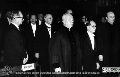 Professorsinstallation i Lunds Universitets aula.
Bengt Falck längst till höger. Lars Philip Bengtsson närmast kameran, mitt i bilden.
