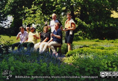 Ortopediska kliniken i Lund 2001.Personalutflykt till Österlen.
Från ortoped klin album 01, Lund. Bildkälla Berit Jakobsson. 2001. Ortopediska kliniken + anestesikliniken. Personalutflykt. Österlen.
Nyckelord: Lund;Universitetssjukhus;USiL;Kliniker;Ortopedi;Personal;Personalutflykt;Anestesi;_Österlen