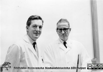 Carl-Axel Ekman och Henry N. Harkins (framstående kirurg i USA)
Kirurgiska kliniken, Lund. Philip Sandbloms album, sammanställt 1970. Foto. Monterat
Nyckelord: Lasarettet;Lund;Universitetssjukhuset;USiL;Kirurgiska;Kliniken;ken