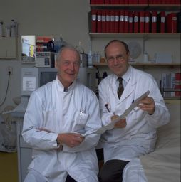 Filnamn=2_doktorer-org_aCpg.jpg
Filstorlek=39KiB
Dimensioner=488x490
Uppladdade datum=22 Jul 2021 2_doktorer-org_aCpg.jpg