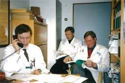 Filnamn=Bengt_Uvelius_m_fl_2002Copp.jpg
Filstorlek=113KiB
Dimensioner=1024x687
Uppladdade datum=25 Nov 2016 Bengt_Uvelius_m_fl_2002Copp.jpg