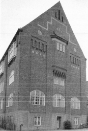 Filnamn=Gamla_seminariet_gavel.png
Filstorlek=813KiB
Dimensioner=636x940
Uppladdade datum=19 Apr 2018 Gamla_seminariet_gavel.png