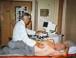 IMG_1430APCpg_Bengt_Ljungstrom_ultraljuundersoker_thoraxopererad_patient.jpg