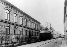 Filnamn=SMHS3564_000_01Copp.jpg
Filstorlek=133KiB
Dimensioner=1024x723
Uppladdade datum=28 Jan 2016 SMHS3564_000_01Copp.jpg