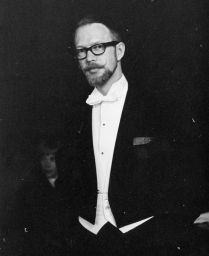 Filnamn=SMHS_2018_OH049Cpg.jpg
Filstorlek=118KiB
Dimensioner=836x1024
Uppladdade datum=12 Jul 2021 SMHS_2018_OH049Cpg.jpg