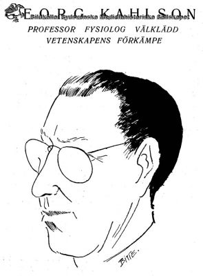 Georg Kahlson, professor i fysiologi i Lund
Alltid välklädd histaminforskare. Finlandssvensk. Antinazist. Polemiskt stark. Aktiv vid skapandet av Medicinska Forskningsrådet i Sverige.
Nyckelord: Professor;Fysiologi;Lund;Antinazist;Finlandssvensk;Histamin;Medicinska;Forskningsrådet.