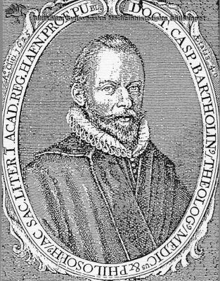 Porträtt, Caspar Bartholin
Doct. Casp. Bartholin Theolog Medicus & Philosoph Ac Sac.Liter. I Acad. Reg. Hafn. Prof. Publ.
Anno Cliri 1625. Aetatis 40
Sonen Thomas Bartholin upptäckte och beskrev de körtlar som kallas Bartholins körtlar.
Tryck utan känd proveniens.
Nyckelord: Kapsel 11;Bartholin;Porträtt;Reprofoto