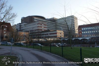 Universitetssjukhuset i Lund 2015
Centralblocket från nordväst.
Nyckelord: lLasarettet;Lund;USiL;Universitetssjukhus;Centralblock