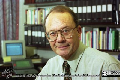 Sven-Olof Isacsson, professor i socialmedicin i Malmö
November 1999. Sven-Olof Isacsson, professor i socialmedicin i Malmö.
Nyckelord: UMAS;MAS;Malmö_;Allmänna;Sjukhus;Socialmedicin