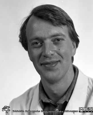 Magnus Westgren 1982, kvinnokliniken
Pärm S/V neg. 82:1. 63. Magnus Westgren, KK, Foto: 82-05-03. Från negativ
Nyckelord: Lasarett;Lund;Universitet;USiL;Universitetssjukhus;Kvinnoklinik;Gynekologi;Obstetrik