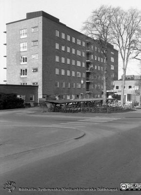 Barnkliniken, fasad mot nordost 1982
Sjukhusfotograferna i Lund. Pärm S/V neg, 82:1. 57. Från negativ.
Nyckelord: Lasarettet;Lund;Universitetssjukhuset;USiL;Barnd;Pediatrik
