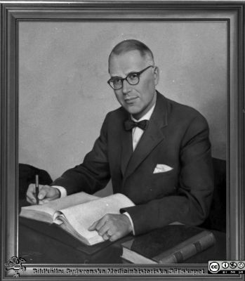 Professor Gunnar Wohlfart (1910-1961)
Pärm Lasarettsfoto, interiörer och exteriörer m.m. 1958 - 1960. 29. 1961. Prof. Gunnar Wohlfart (1910-1961). Porträtt. Från negativ
Nyckelord: Lasarett;Lund;Universitet;Universitetssjukhus;USiL;Neurlogisk;Klinik;Porträtt