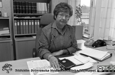 Landstringsrådet Eva Åsare
Sjukhusfotograferna i Lund. Pärm Negativ, Dia, 1987. Foto i samband med handikappkonferensen "Hela hela människan" som hon tagit initiativ till, Foto på landstingshuset i Lund. 87-04-03. 47/1987. Från negativ
Nyckelord: Landsting;Lund;Lasarettet;Universitet;Universitetssjukhus;USiL;Politiker;Administration;Konferens;Möte;Handikapp