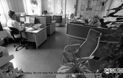 Telefonväxeln på St Lars sjukhus 1988
Sjukhusfotograferna i Lund. Pärm Sv/v neg. 1988. 42/88. Televäxeln  på S:t Lars sjukhus, senare (kanske 1990?) sammanslagen med den på Lasarettet i Lund. Från negativ.
Nyckelord: Lasarettet;Lund;Universitetssjukhus;USiL;Telefonväxel