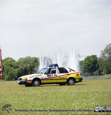 Akutbilen i Malmö
MAS II 1993. Akutbilen MAS 930719. Från negativ i sjukhusfotograf Björn Henrikssons arkiv.
Nyckelord: Album MAS II 1993;Bil;Läkarbil