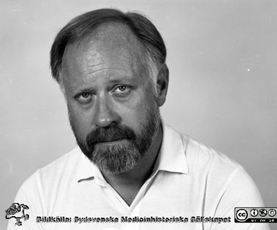 Jan Wadstein, alkoholkliniken
Album 1985A i fotograf Björn Henrikssons samling. Från negativ
Nyckelord: UMAS;MAS;Malmö_;Allmänna;Sjukhus;Alkohol;Beroende