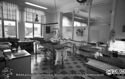 Malmö Allmänna Sjukhus 1988. Skötrum på gamla barnkliniken
Album 1988B i fotograf Björn Henrikssons samling. Gamla barnkliniken. Februari 1988. Skötrum. Från negativ
Nyckelord: UMAS;MAS;Malmö_;Allmänna;Sjukhus;Skötrum;Barn;Barnklinik;Barnsjukhus;Flensburgska