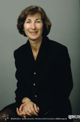 Rita Jedlert, sjukhusdirektör
Rita Jedlert, sjukhusdirektör Eslöv-Orup-Hörby sjv.distr 1984 - 1997. Foto 1996.
Nyckelord: Administration;Ledning;Sjukhuschef;Porträtt