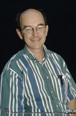 Professor Anders Björklund
Professor Anders Björklund på Wallenberg Neurocentrum, rimligen 1990-talet. Foto Roger Lundholm.
Nyckelord: Lund;BMC;Wallenberg;Neurocentrum;Forskning
