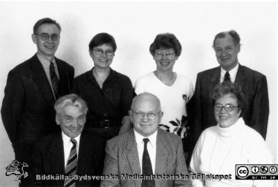 Seniora lärare och forskare vid institutionen 1995. 
Från vänster, sittande: Evald Rosengren, professor i farmakologi, Hans Rorsman, professor i dermatologi, Gun Agrup, professor i yrkesdermatologi. Stående: Chister Hansson, dubbeldocent i kemi och dermatologi, Eva Tegner. docent, högskolelektor och stf klinikchef, Alf Björnberg, docent, pedagogisk "mäster". Bildkälla "Från kurhus till universitetsklinik" av Hans Rorsman. Sydsvenska Medicinhistoriska Sällskapets årsskrift 1996, pp 96 - 108. Bilden sitter på sidan 106.
Nyckelord: Dermatologi;Yrkesdermatologi;Årsskrift;SMHS;Sydsvenska medicinhistoriska Sällskapet;Lunds universitet;Medicinska fakulteten