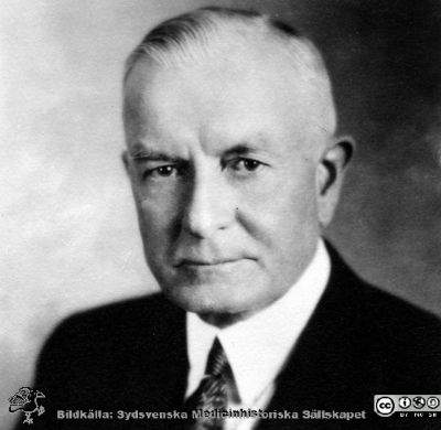 IBM-direktören Thomas J. Watson på 1920-talet. Bildkälla IBM / Wikimedia.
Image of IBM President Thomas J. Watson, @1920s, from IBM Corporate Archives
Nyckelord: CEO;New York;International Business Machines;John och Augusta Persson;Stiftelse