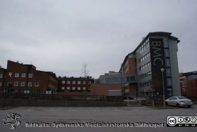 Lasarettet i Lund, mars 2012
Patologiska och rättsmedicinska avdelningarn. Norra delen av BMC-längan. Foto söderut från Baravägen.
Nyckelord: Lasarettet;Lund;Universitetssjukhus;USiL;Universitet;Medicinsk;Fakultet;BMC