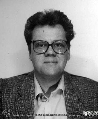 Professor Hans Sjöström, biokemist från Lund, senare i Köpenhamn
Hans Sjöström, rimligen c:a 30 år.Foto från honom själv.
Nyckelord: Medicinsk kemi;Medicinsk fakultet;Universitetet i Lund