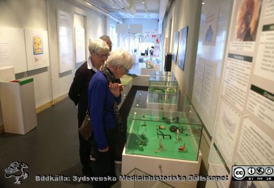 Besökare på Livets museum i Lund 2013
Birgitta och Anders Ek med gästande vänner från Östergötland. Här vid hörapparatsdelen.
