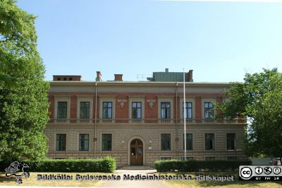 Anatomiska institutionen i Lund. 
Sedan 2014 finns gymnasieskolan ProCivitas i byggnaden. Fasader mot söder. Foto Berndt Ehinger
Nyckelord: Anatomisk;Institution;Lund;Medicinsk;Fakultet;Gymnasium